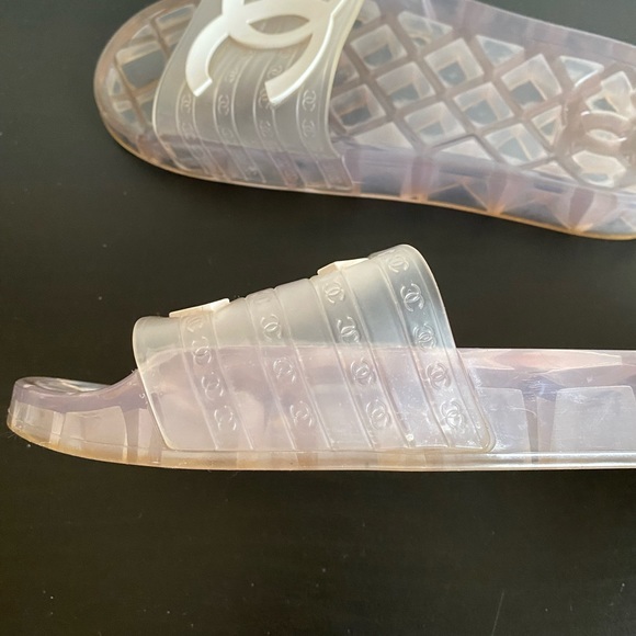 EUC Chanel CC Clear PVC Plastic Pool Sides size 37 w/dustbag fits 6/6.5 - Picture 9 of 12